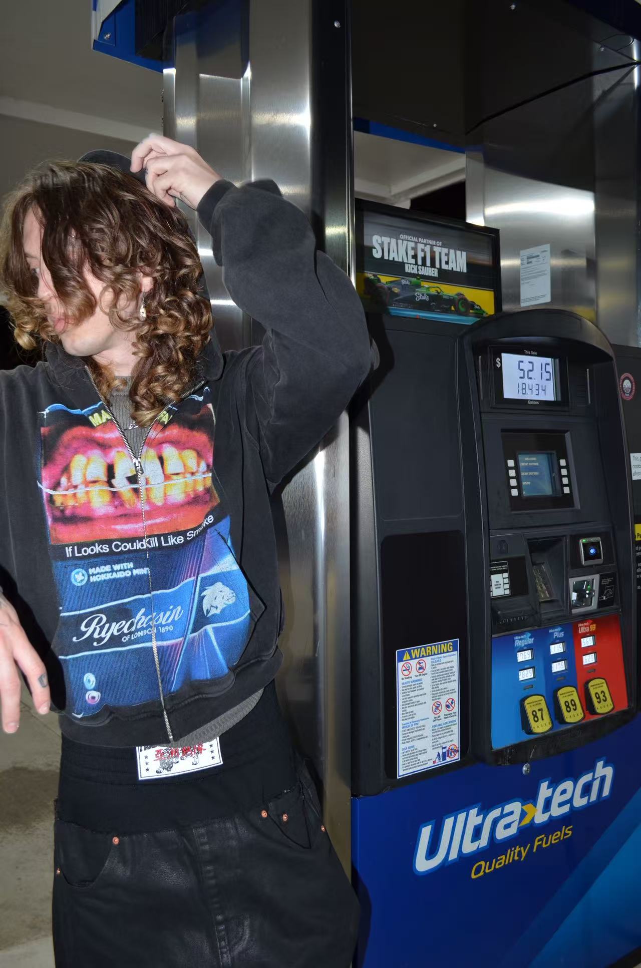 *RYE CHASIN *IF LOOKS COULD SMOKE ZIP-UP HOODIE