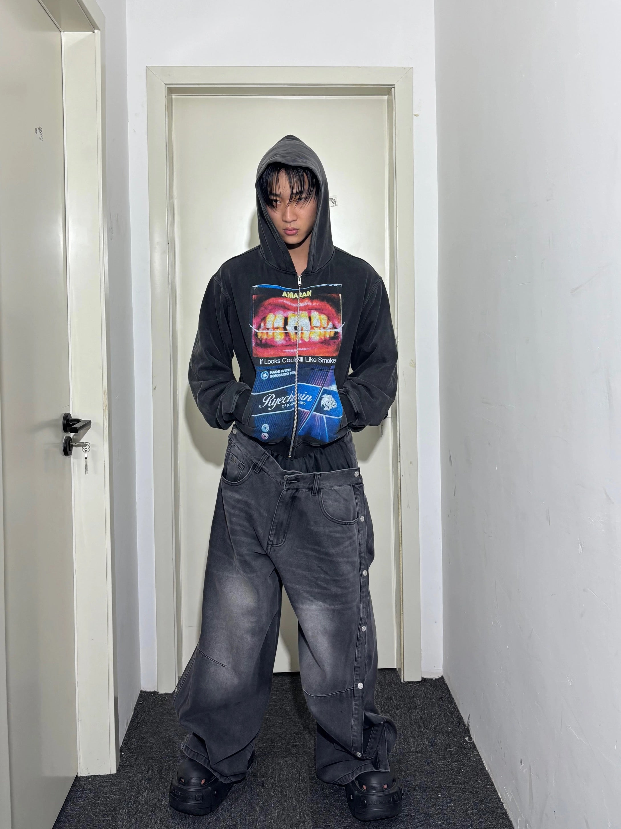 *RYE CHASIN *IF LOOKS COULD SMOKE ZIP-UP HOODIE